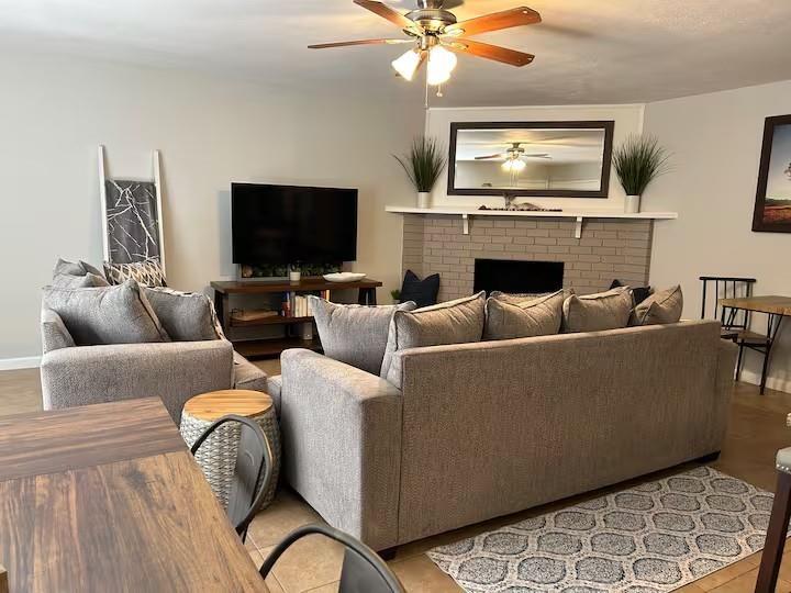 400 Green Canyon Drive