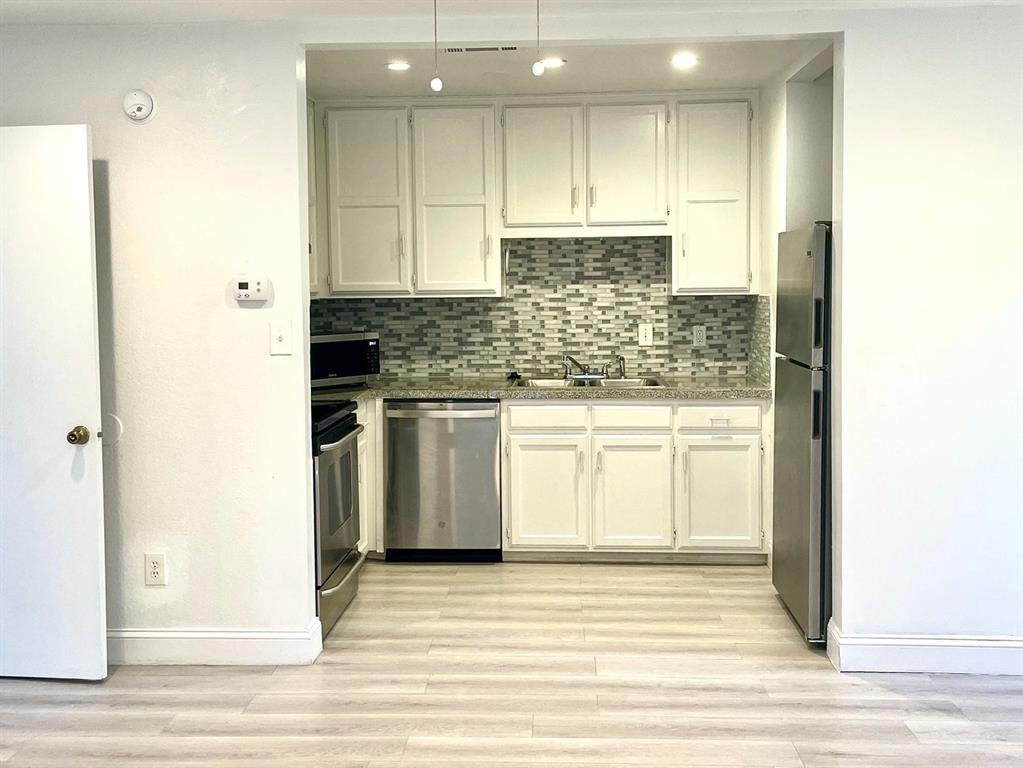 SOUTH SIDE ADDITION - Residential Lease