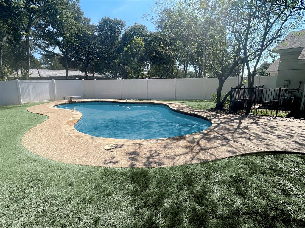 Benbrook Lakeshore Estates - Residential