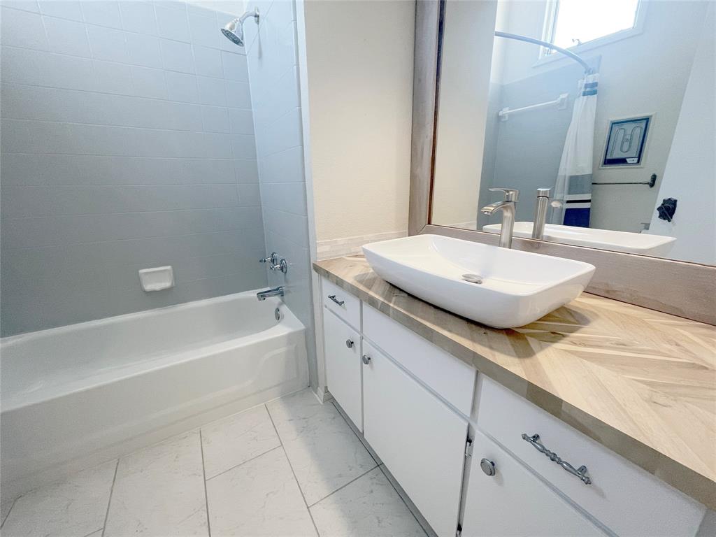 Benbrook Lakeshore Estates - Residential