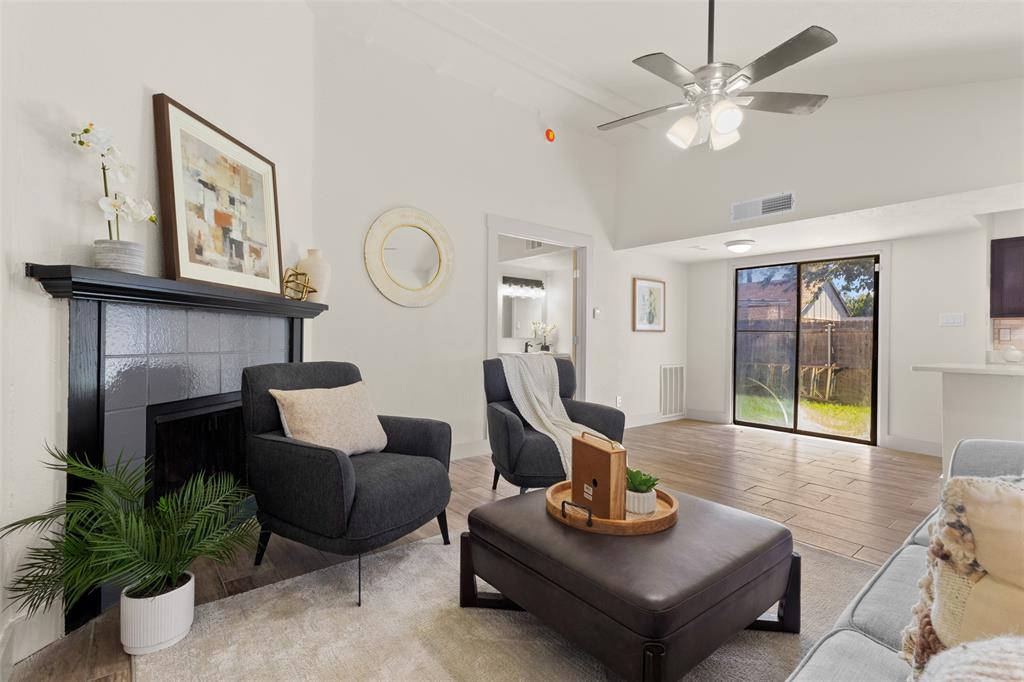 310 Navarro Lane