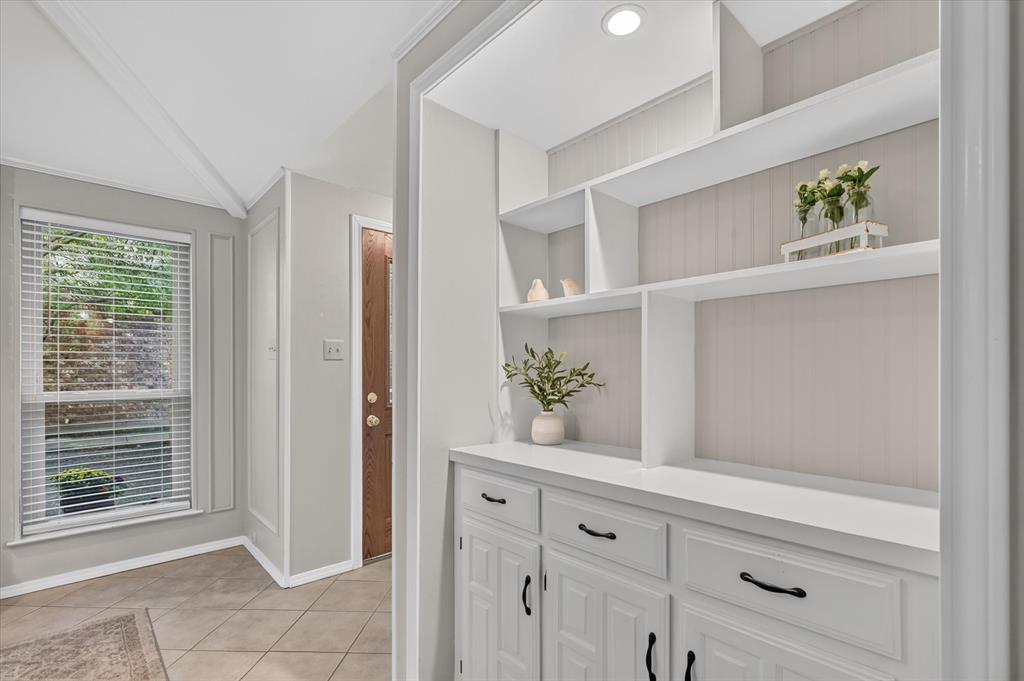 8019 Eagle Trail
