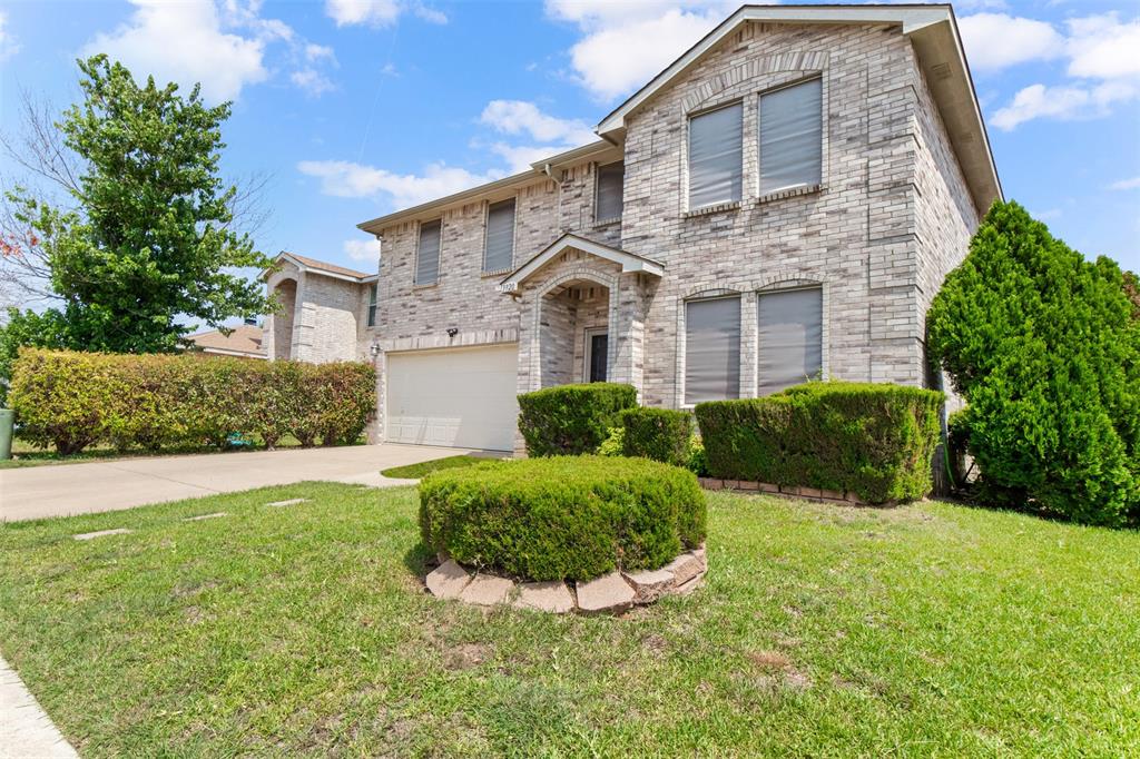 3920 Golden Horn Lane