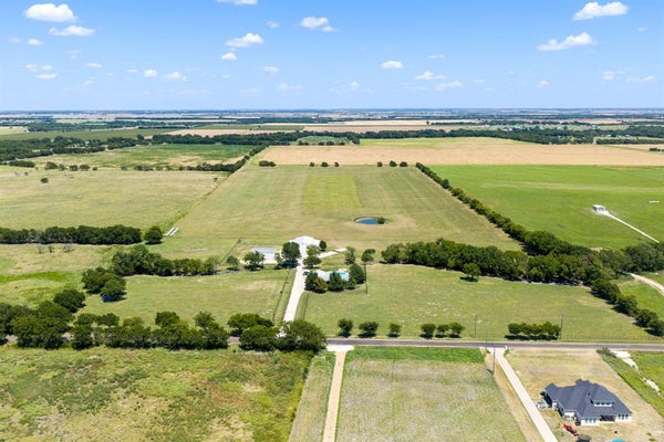 257 BUD RUN RD, WAXAHACHIE, TX 75165 - Image fbb4b868d77bdeaec5e9e2a2647e404c/333136572