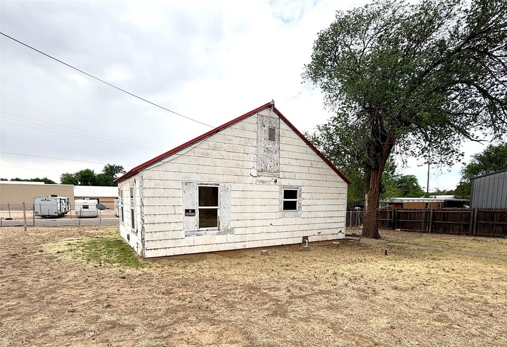 207 E Central Avenue