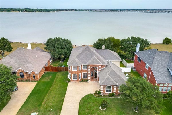 4115 ABINGDON DR, GARLAND, TX 75043 - Image fbb5d0748286bf8f71f4857fa45a6d90/1616790857