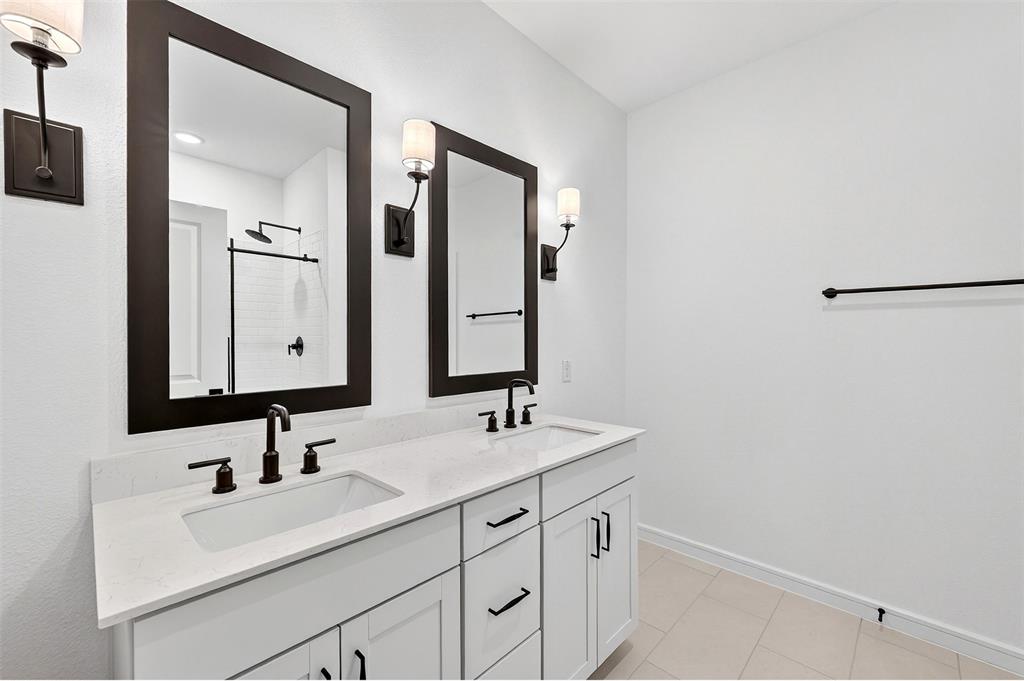 Caldwell Lakes - Residential