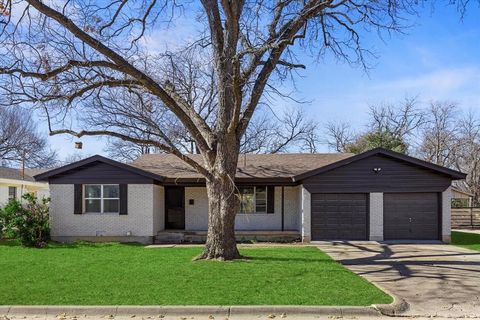 3517 Garwood Drive North Richland Hills TX 76117