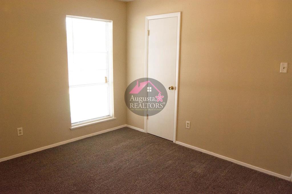 Southern Hills Add - Residential Lease