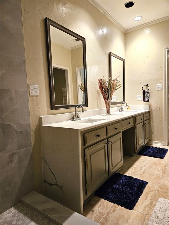 Regency Place - Residential