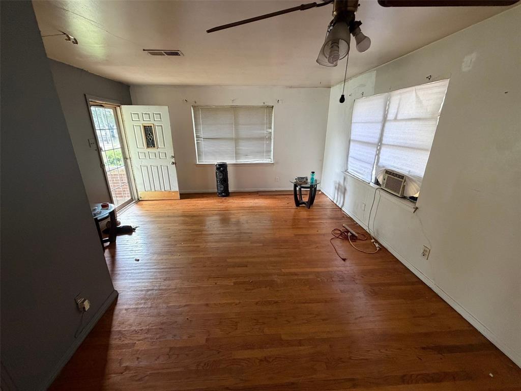 Buckner Pk First Instl - Residential