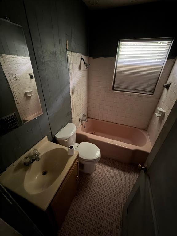 Buckner Pk First Instl - Residential