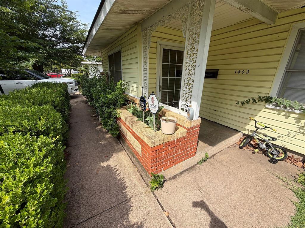 Buckner Pk First Instl - Residential