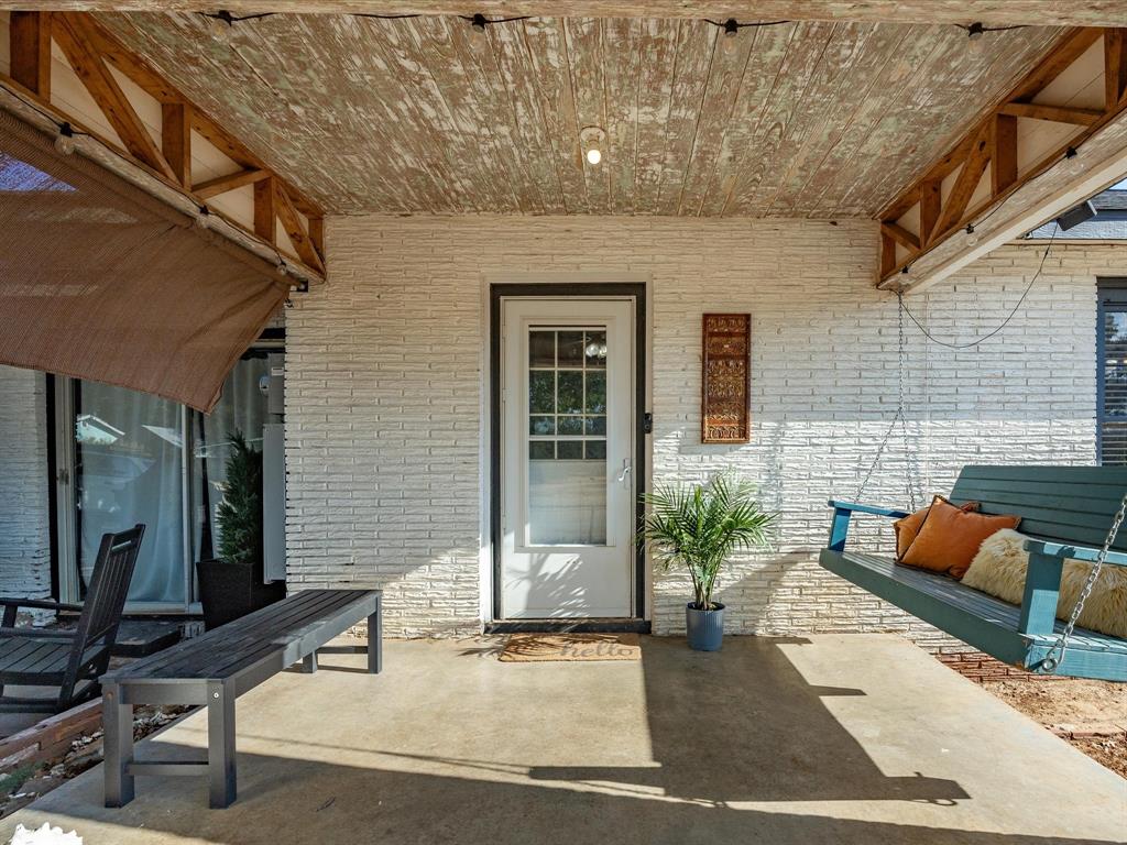 208 E Church Street