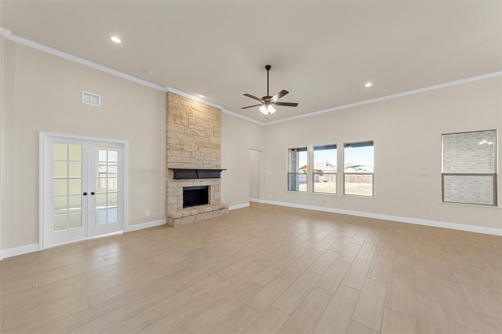 1832 MEADOWBROOK Lane