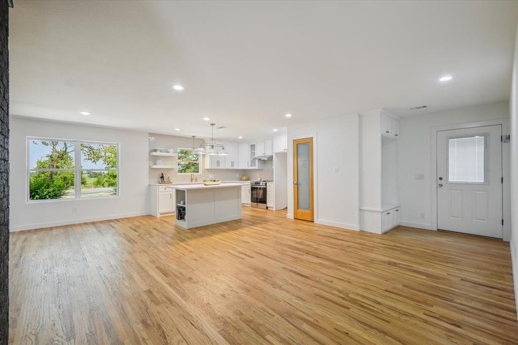 (BORSE) BONHAM RURAL SOUTHEAST - Residential