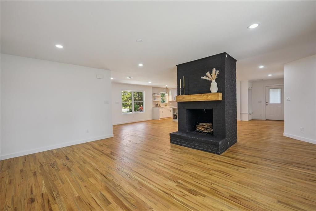 (BORSE) BONHAM RURAL SOUTHEAST - Residential