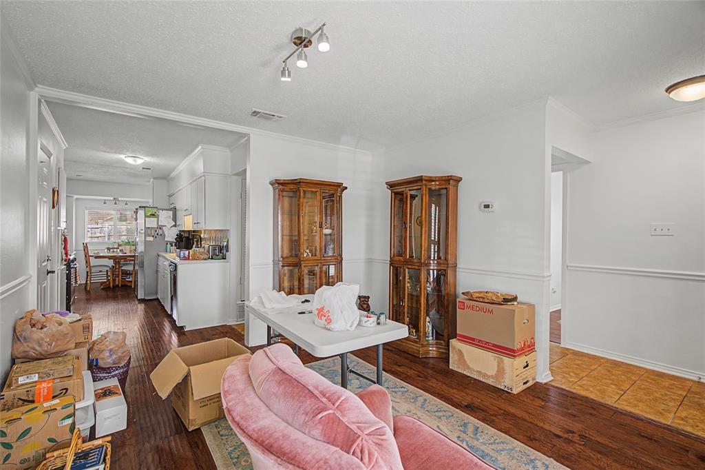 Bell Manor - Residential