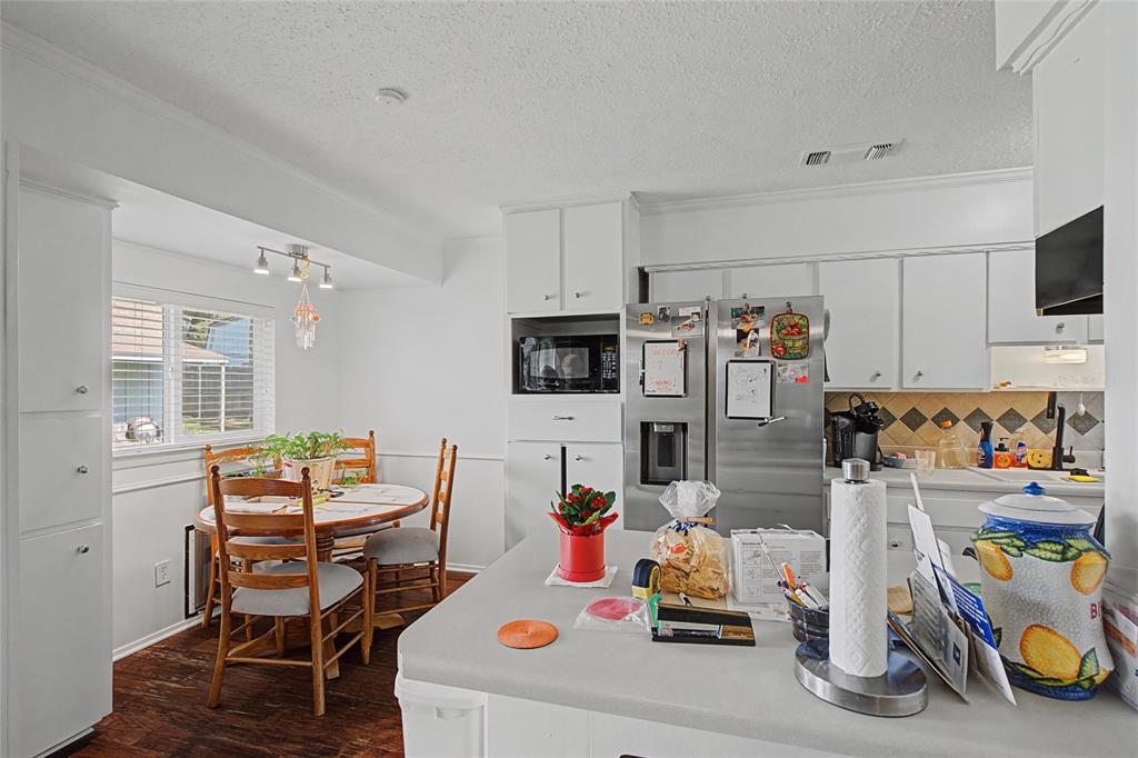 Bell Manor - Residential