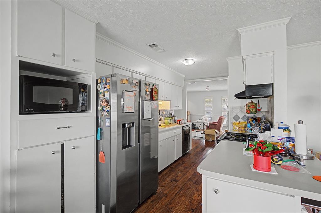 Bell Manor - Residential