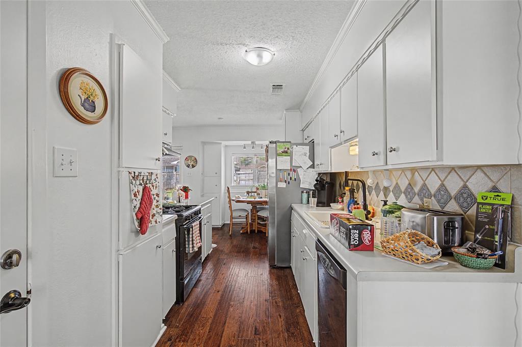 Bell Manor - Residential