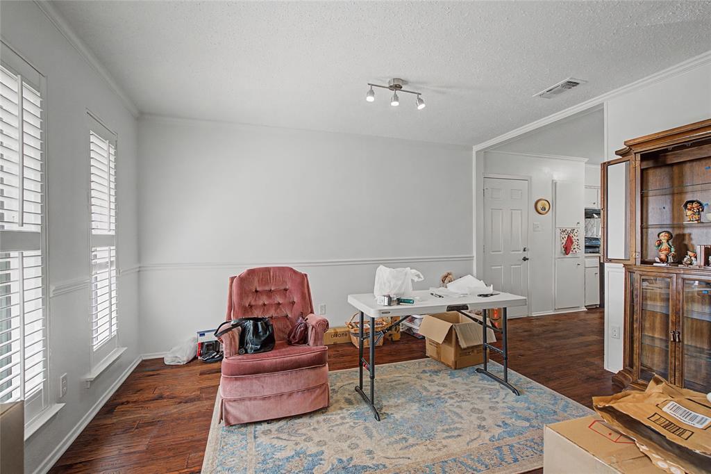 2009 Charleston Drive