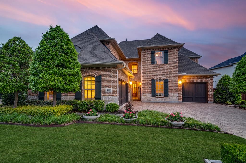 4189 Hazelwood Avenue