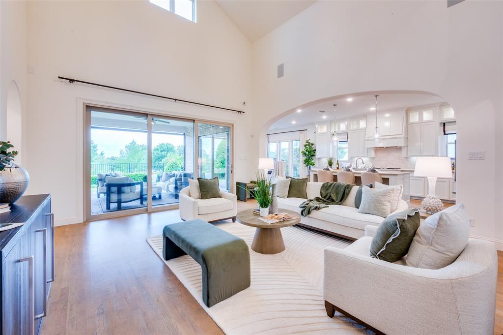 4189 Hazelwood Avenue