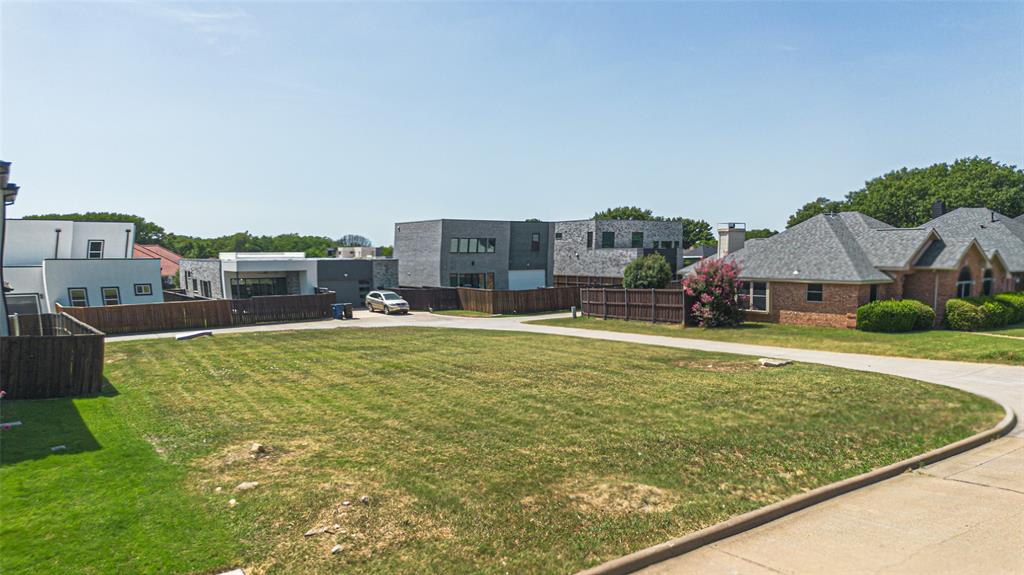 Creekside Village - Land