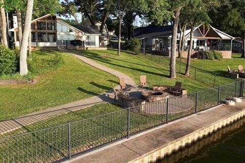 Tiny photo for 278 Shady Shores Drive, Mabank, TX 75156 (MLS # 21223464)