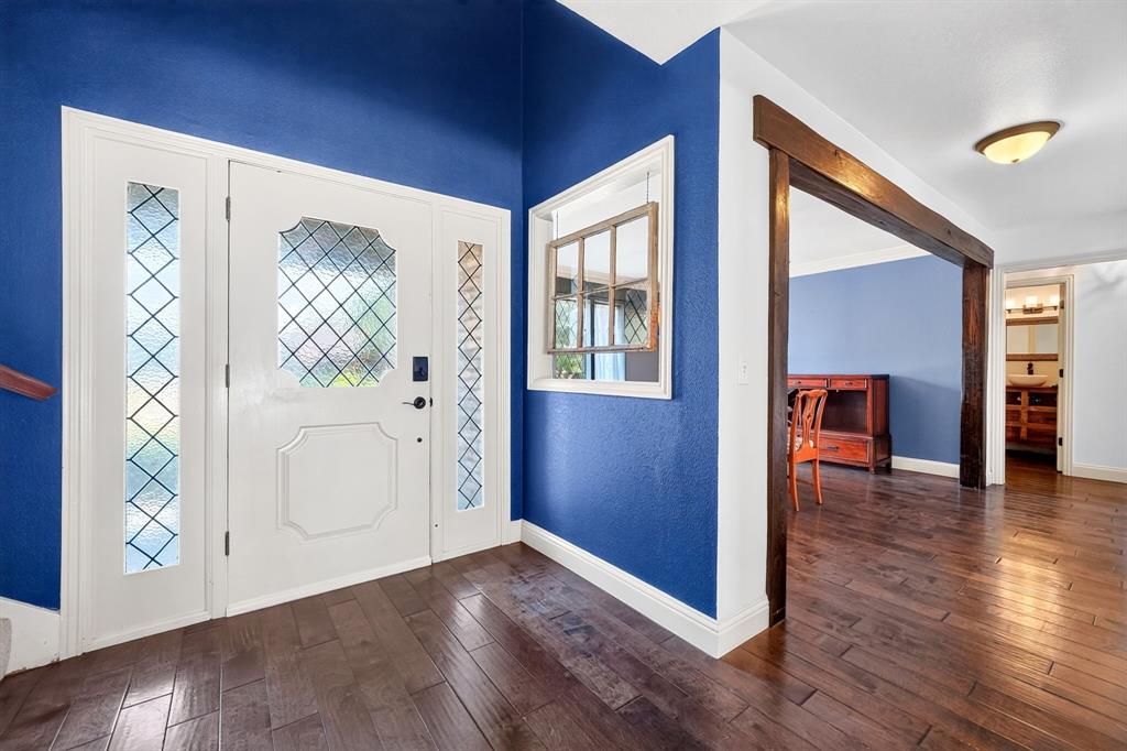 2121 Mcdaniel Circle