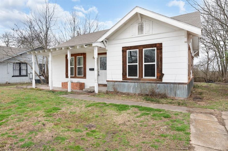 Back on market! Buyer backed out due to shut down delays on the sale of their home. This charming updated home near Downtown Commerce, TX was beautifully updated in 2018. The 3-bedroom, 1-bath home is move-in ready and just minutes from the heart of downtown Commerce! Recent 2025 upgrades include new flooring, bathroom updates, and fresh paint, while windows, cabinets, and granite countertops were updated in 2018, adding both style and functionality.  Enjoy a spacious backyard, partially fenced and ready for outdoor activities, gardening, or pets. Conveniently located near the downtown square, this home offers easy access to Cooper, Greenville, and Sulphur Springs, making it an ideal spot for commuters or those who love small-town charm with modern conveniences. All at a great price for 1st time buyers or those looking to downsize. Home currently has an existing VA mortgage at 5% that could be eligible for assumption!