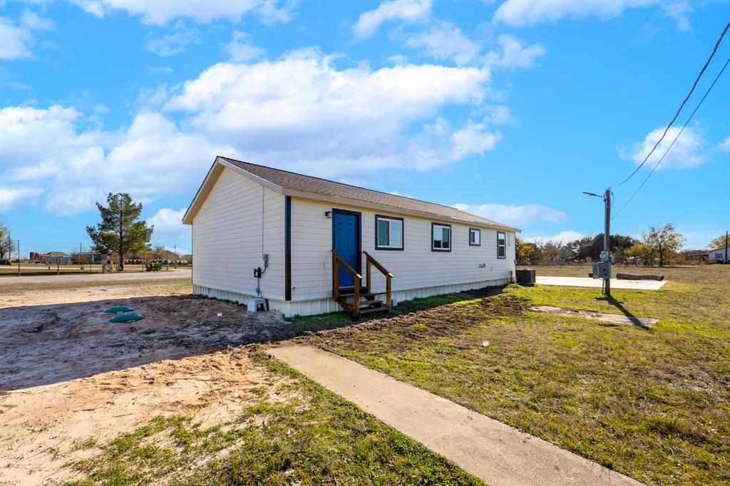 147 Western Lake Drive