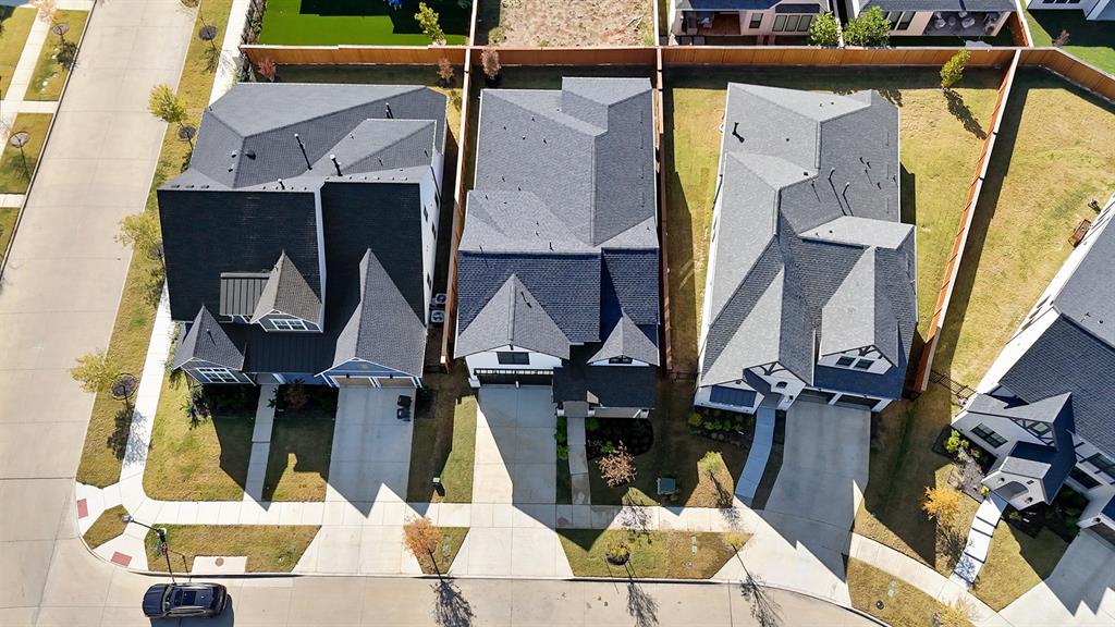 13625 Magenta Street