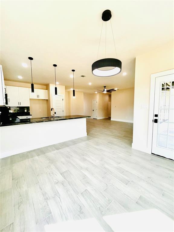 2309 Forest Hill Lane