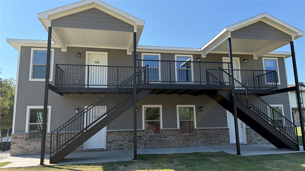 3005 Grey Wolf Circle