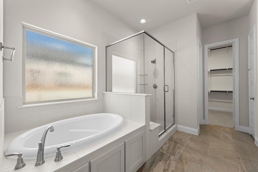 708 Splendor Drive