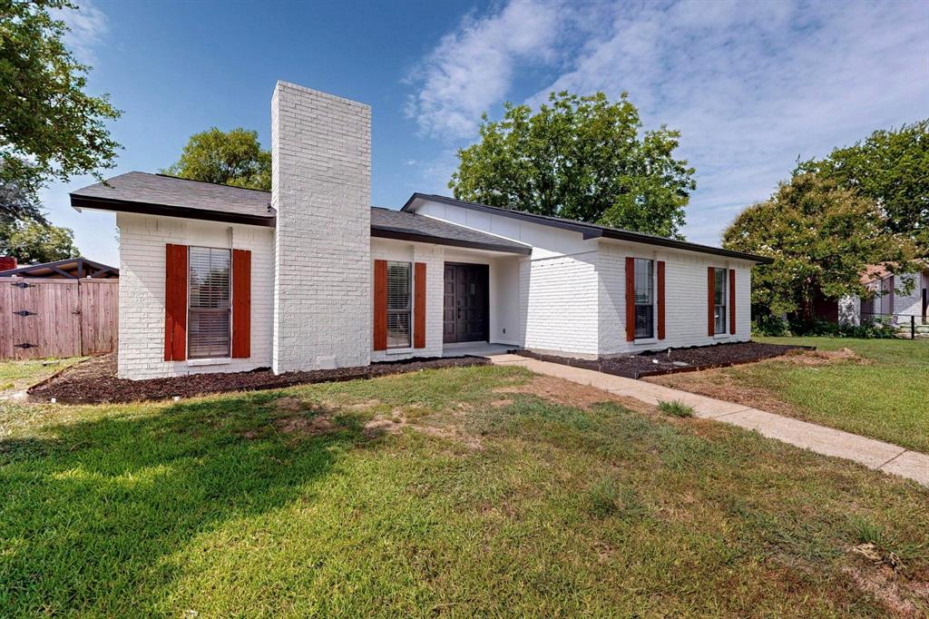 816 Cross Bend Road