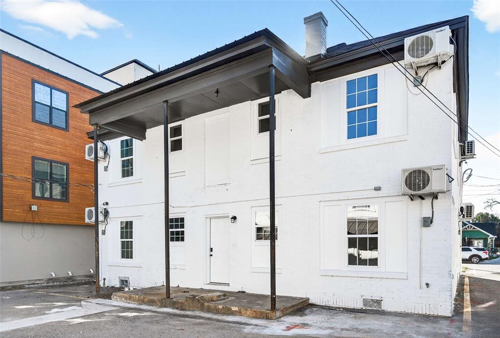 Dallas Land & Loan 02 - Residential Income