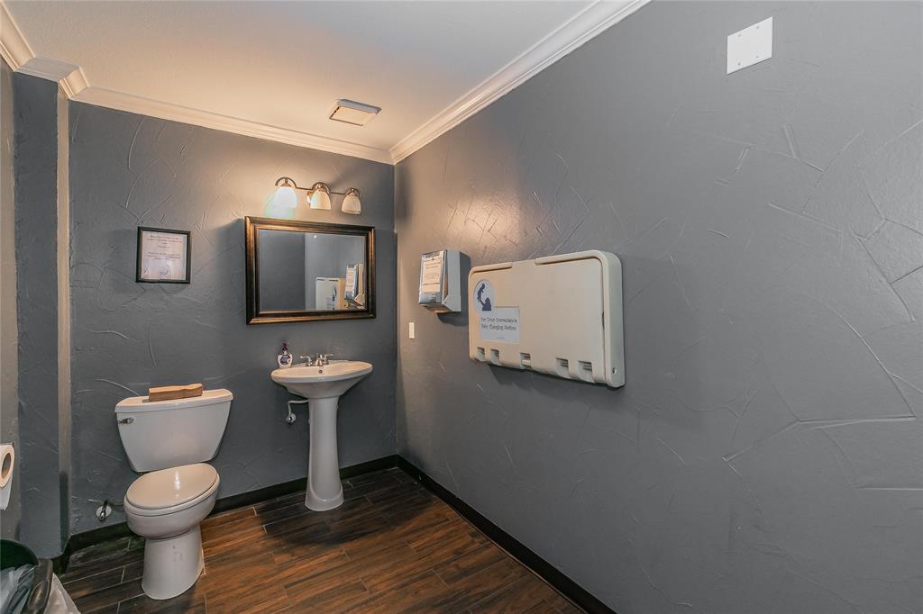 Coons & Triggs - Commercial Sale