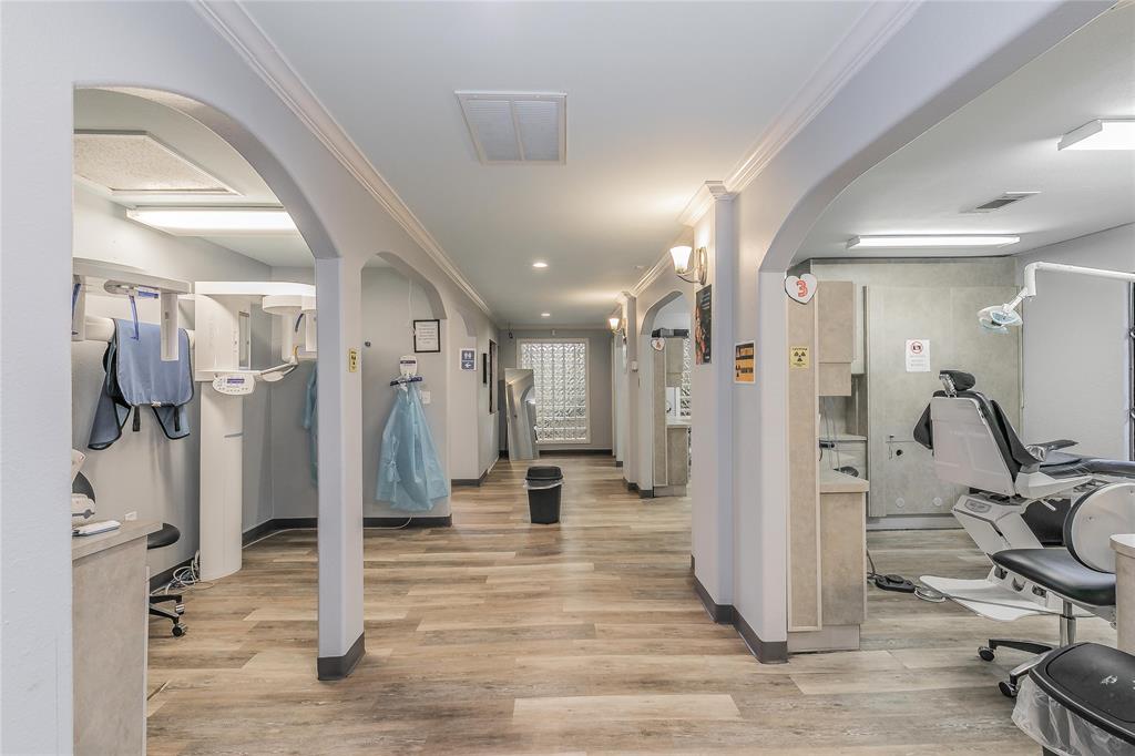 Coons & Triggs - Commercial Sale