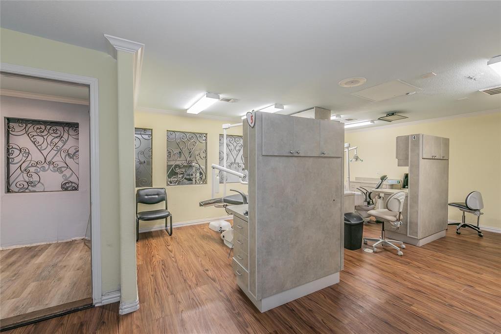 Coons & Triggs - Commercial Sale