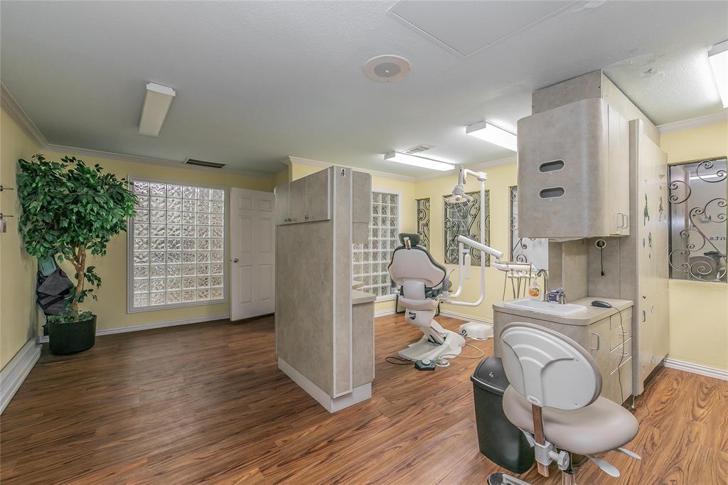 Coons & Triggs - Commercial Sale