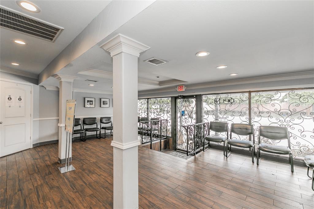 Coons & Triggs - Commercial Sale