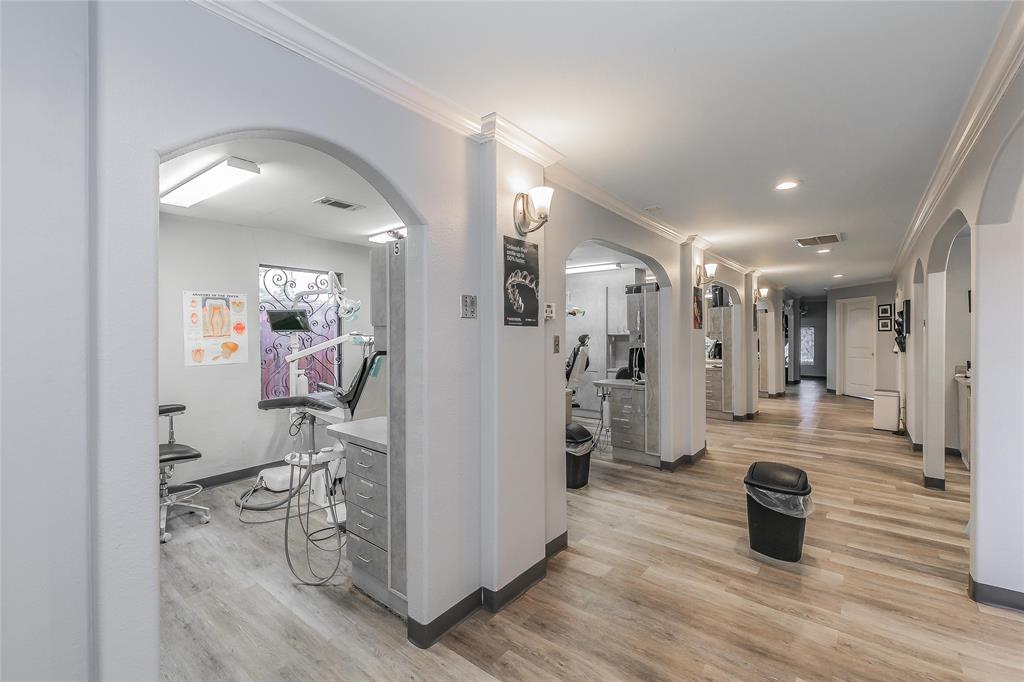 Coons & Triggs - Commercial Sale