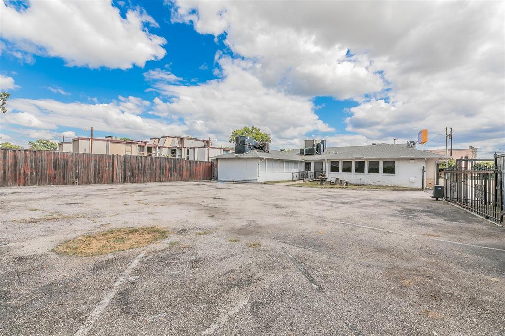 Coons & Triggs - Commercial Sale