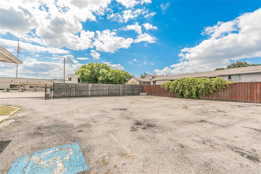 Coons & Triggs - Commercial Sale