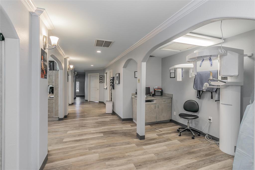 Coons & Triggs - Commercial Sale