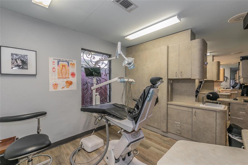 Coons & Triggs - Commercial Sale