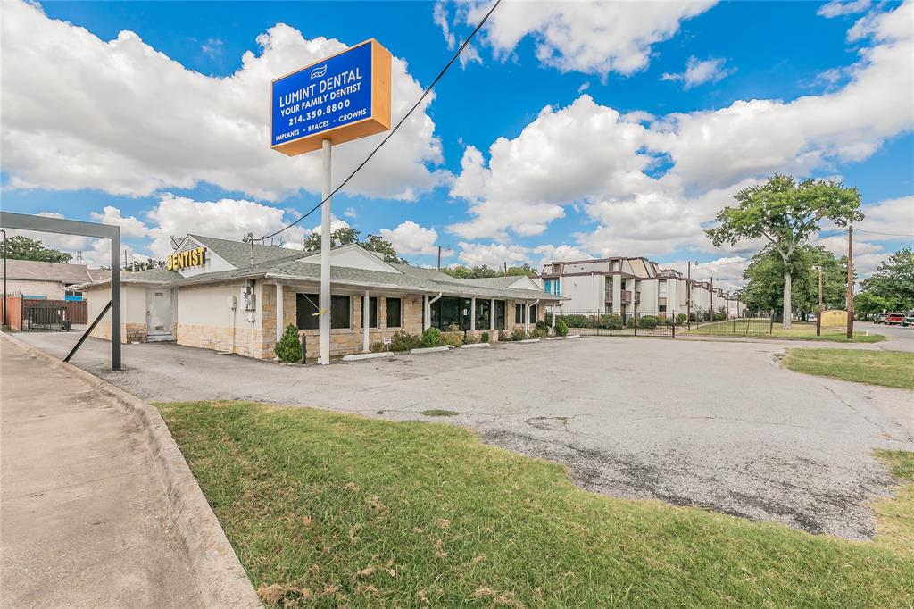 Coons & Triggs - Commercial Sale